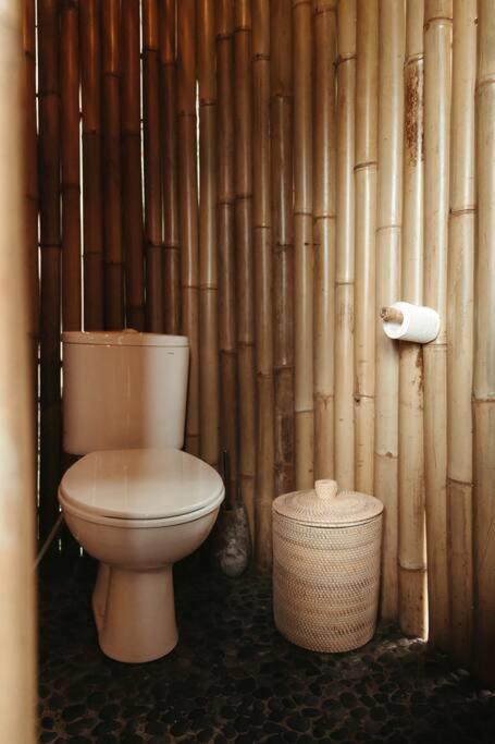 The Nude House Vila Selat Exterior foto